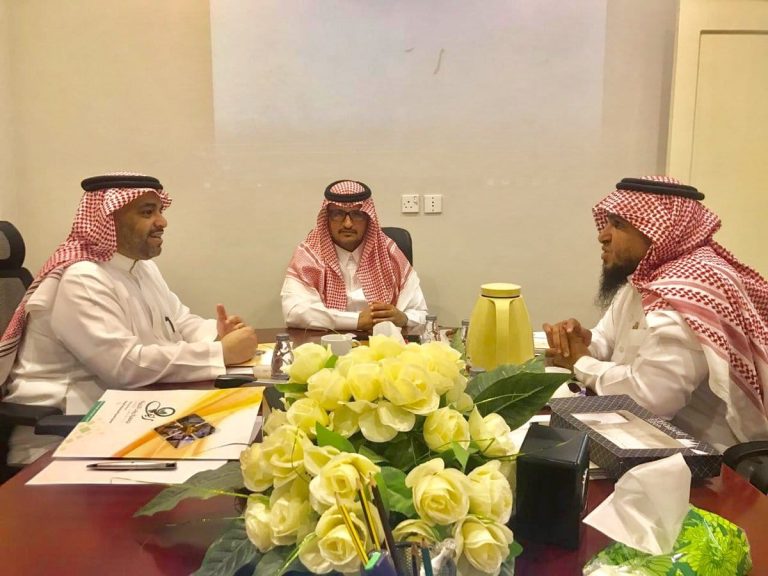 لقاء مع رئيس مجلس إدارة جمعية عروى الخيرية